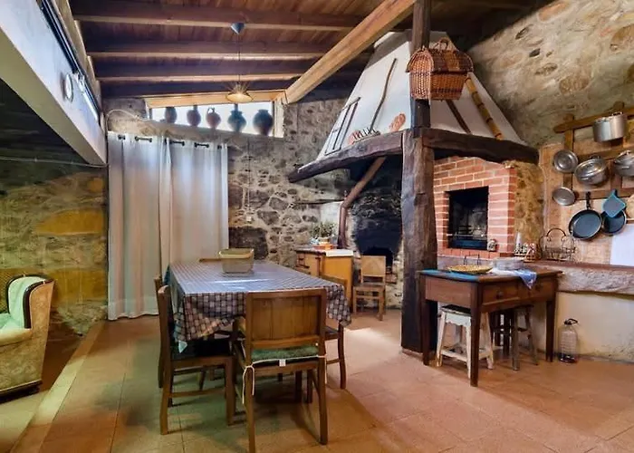 Feriehus Casa Do Ceira Juncal (Castelo Branco)